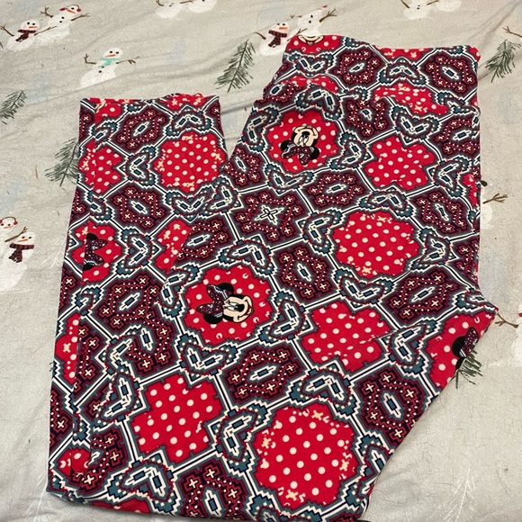 Disney Lularoe Legging SZ: Tall & Curvy - Picture 3 of 4
